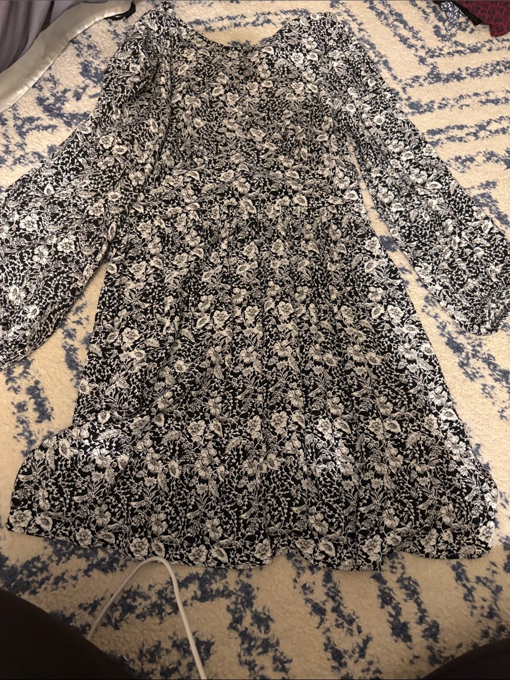 Banana Republic Black and White Floral Long-Sleeve Mini Dress